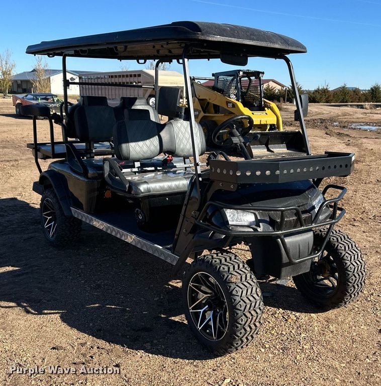 image for item ER8276 Golf cart