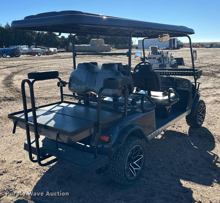 image for item ER8276 Golf cart