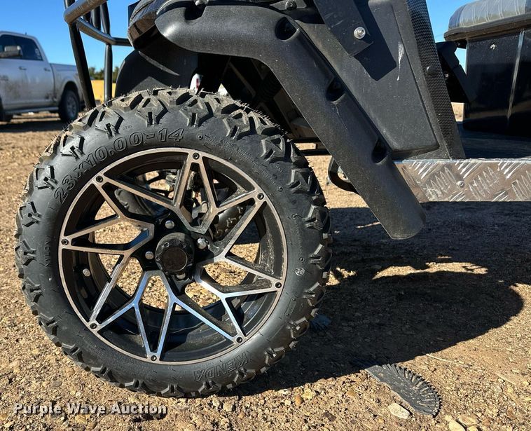 image for item ER8276 Golf cart