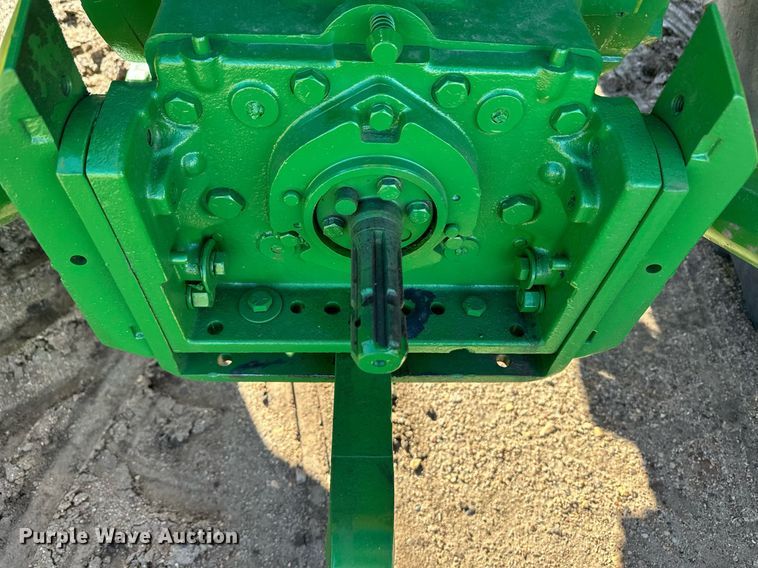 image for item ER8280 1961 John Deere 3010 tractor