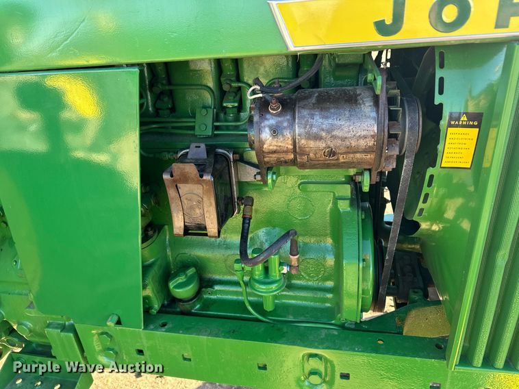 image for item ER8280 1961 John Deere 3010 tractor