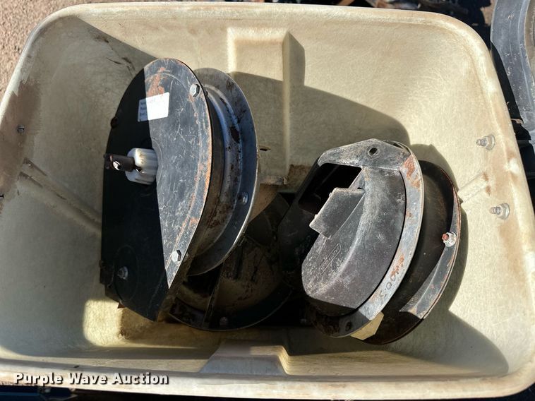 image for item ER8287 Kinze 2100 no-till planter