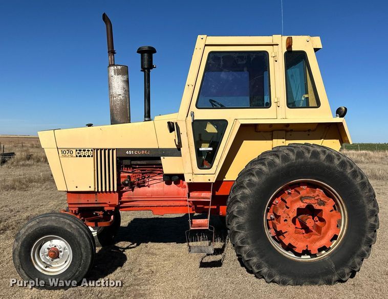 image for item ER8319 1973 Case 1070 tractor