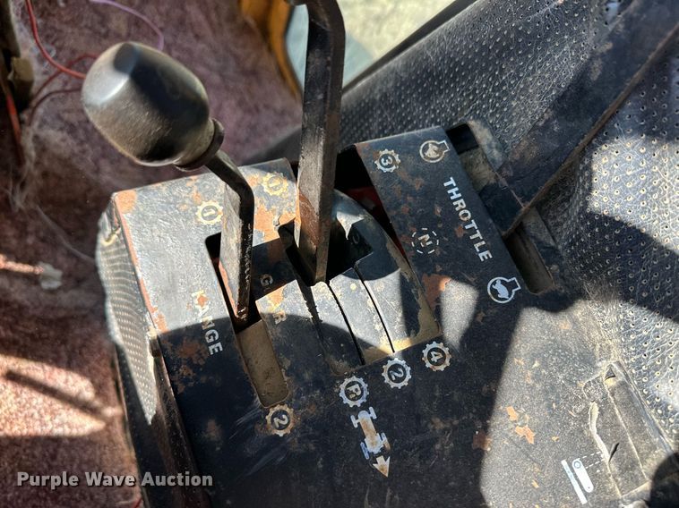 image for item ER8319 1973 Case 1070 tractor