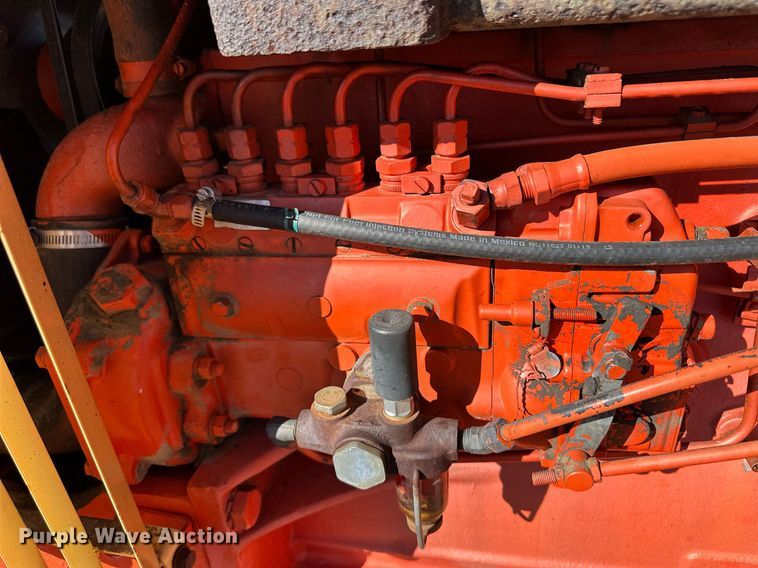 image for item ER8319 1973 Case 1070 tractor