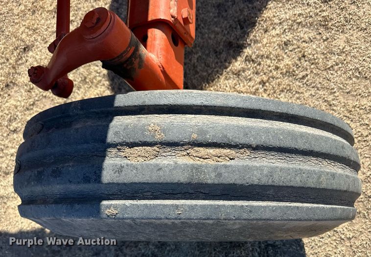 image for item ER8319 1973 Case 1070 tractor