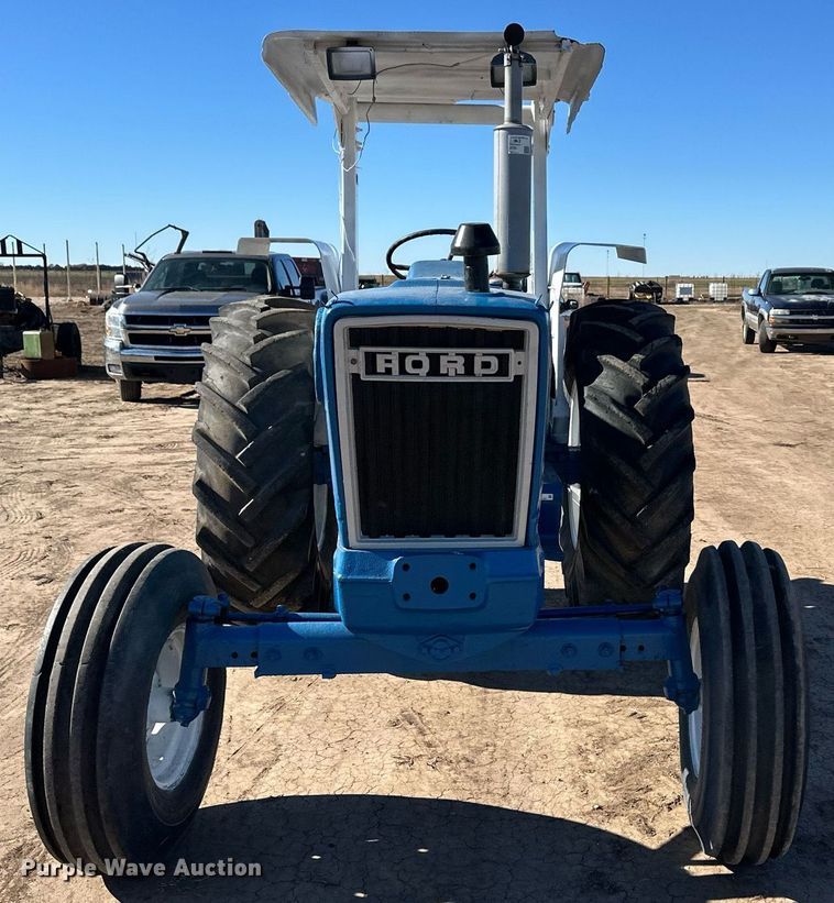 image for item ER8413 Ford 6600 tractor