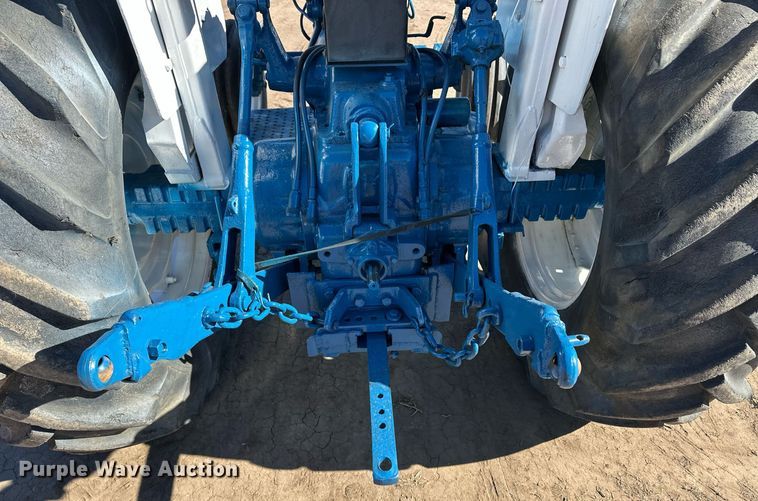 image for item ER8413 Ford 6600 tractor