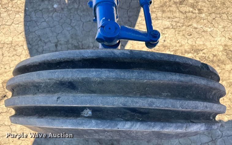 image for item ER8413 Ford 6600 tractor