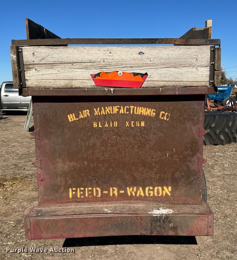image for item ER8414 Kelly Ryan Feed-R-Wagon feed mixer