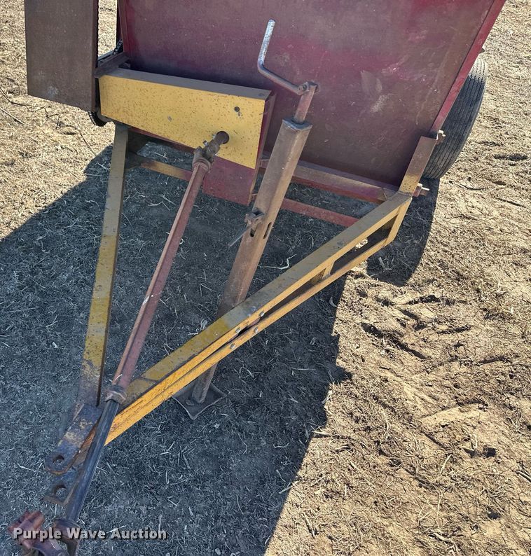 image for item ER8414 Kelly Ryan Feed-R-Wagon feed mixer