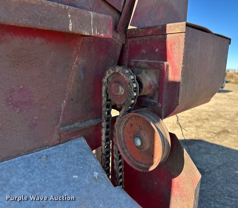 image for item ER8414 Kelly Ryan Feed-R-Wagon feed mixer