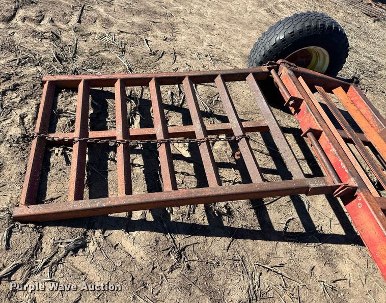 image for item ER8416 Donahue swather / windrower trailer