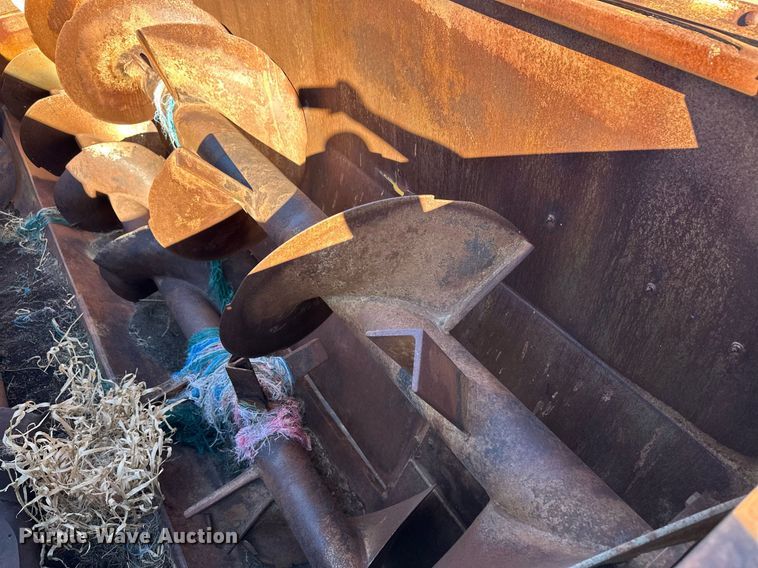 image for item ER8421 Harsh 575H feed mixer bed
