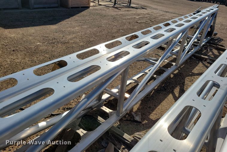 image for item JO9345 Millennium ASM-40X381 (2) spray booms