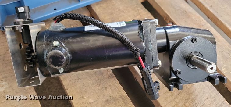 image for item JO9354 (6) TerraGator 522940 electric motors