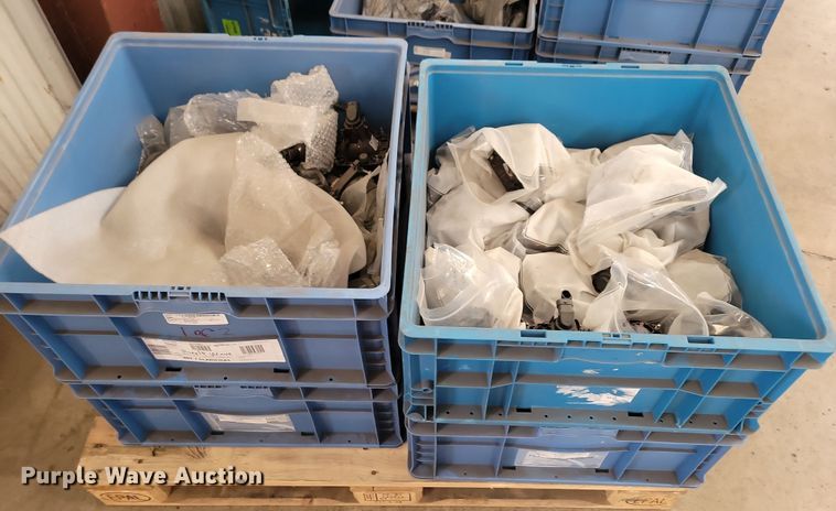 image for item JO9355 (136) Hella lights