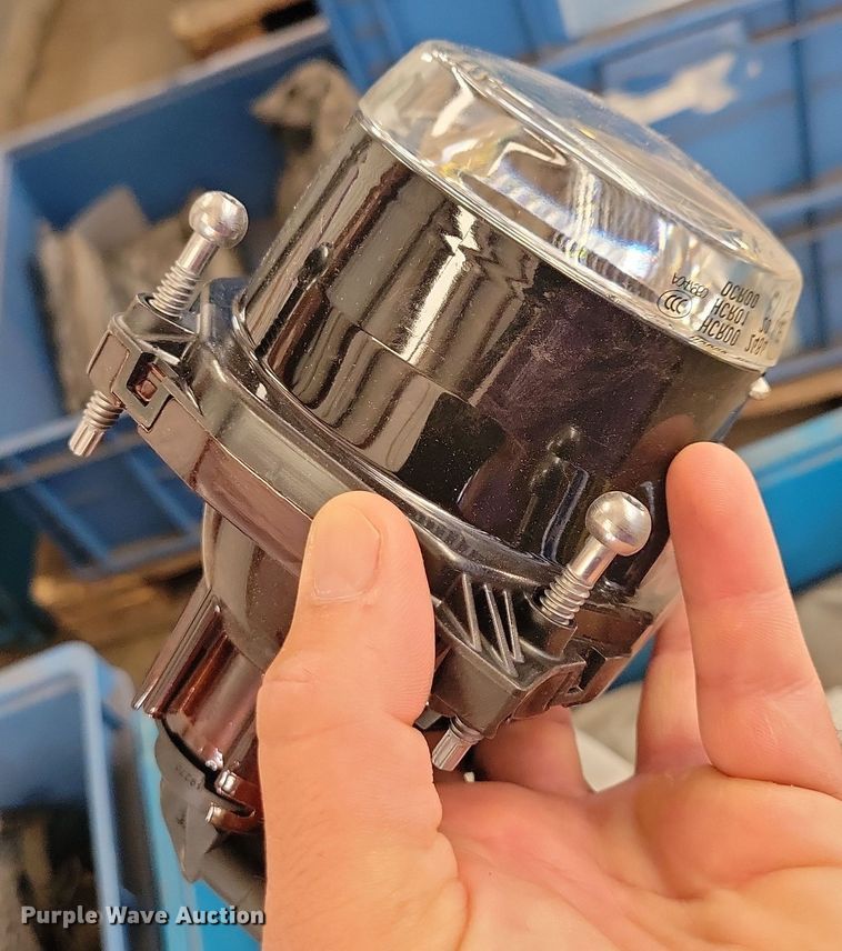 image for item JO9355 (136) Hella lights