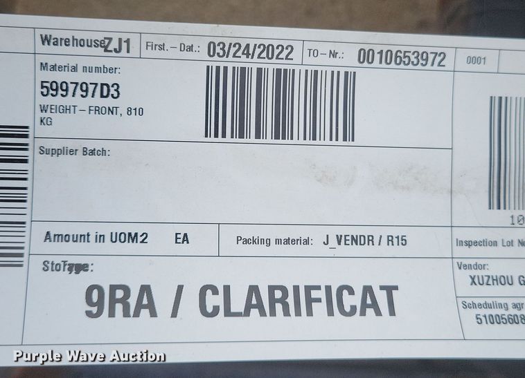 image for item JO9365 (9) AGCO Challenger 810 kg front weights