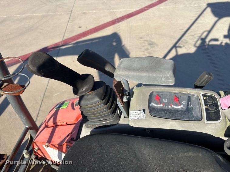 image for item JT9639 2018 Kubota  U17 mini excavator