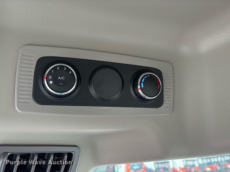 image for item JT9654 2023 TYM T394SHUSM1 MFWD tractor