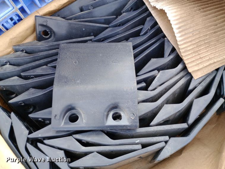 image for item MS9886 Windrower parts