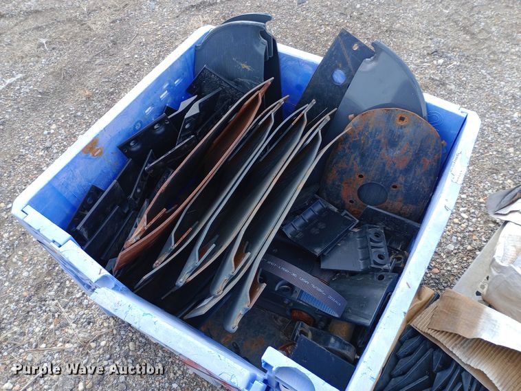 image for item MS9886 Windrower parts