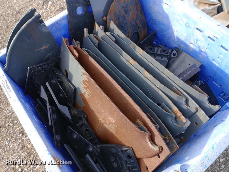 image for item MS9886 Windrower parts