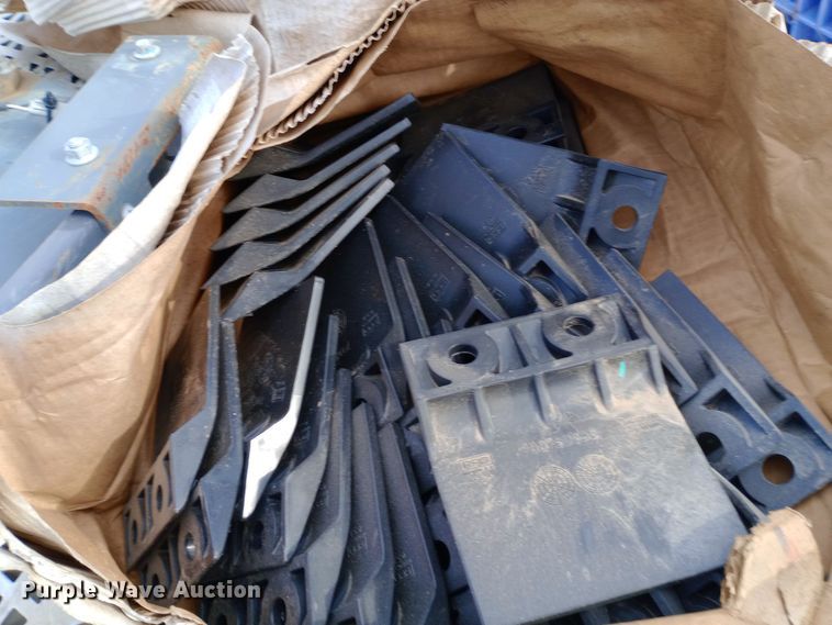 image for item MS9886 Windrower parts