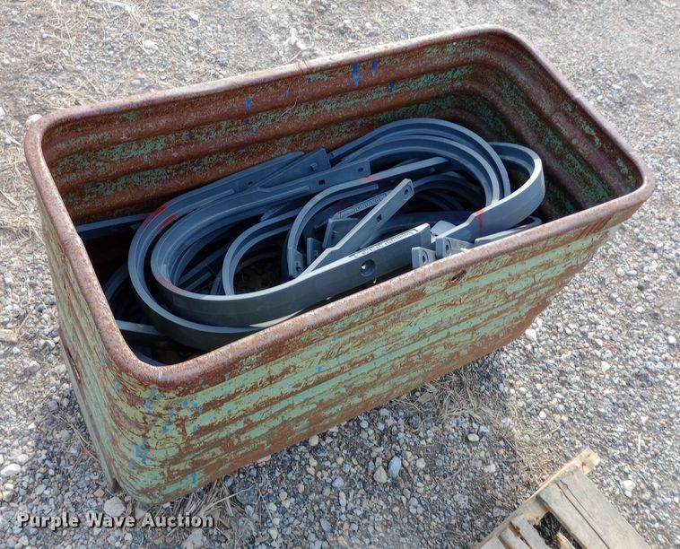 image for item MS9887 Approximately 25 hay wrap pickers