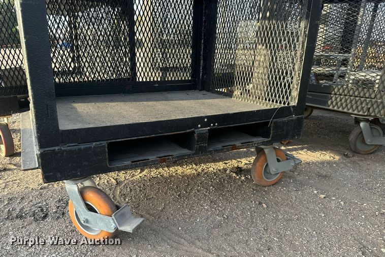 image for item MS9888 (10) tool cabinets