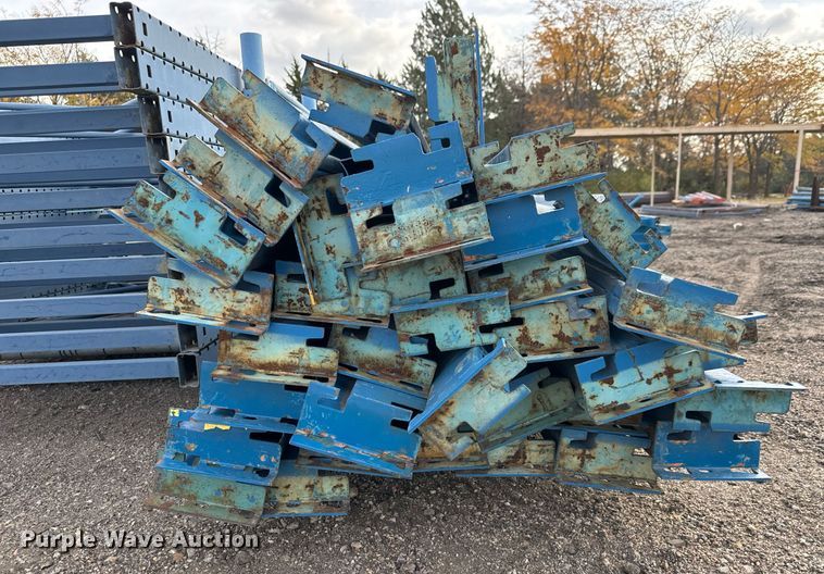 image for item MS9899 Pallet racking