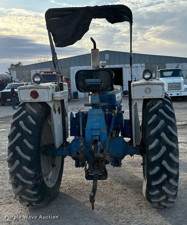 image for item MS9955 1962 Ford 4000 tractor