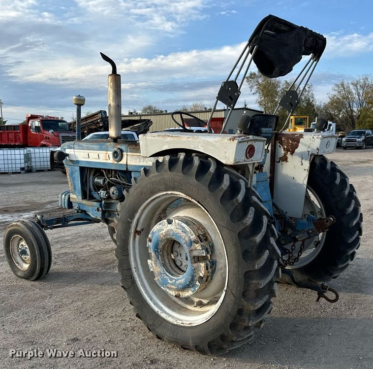image for item MS9955 1962 Ford 4000 tractor