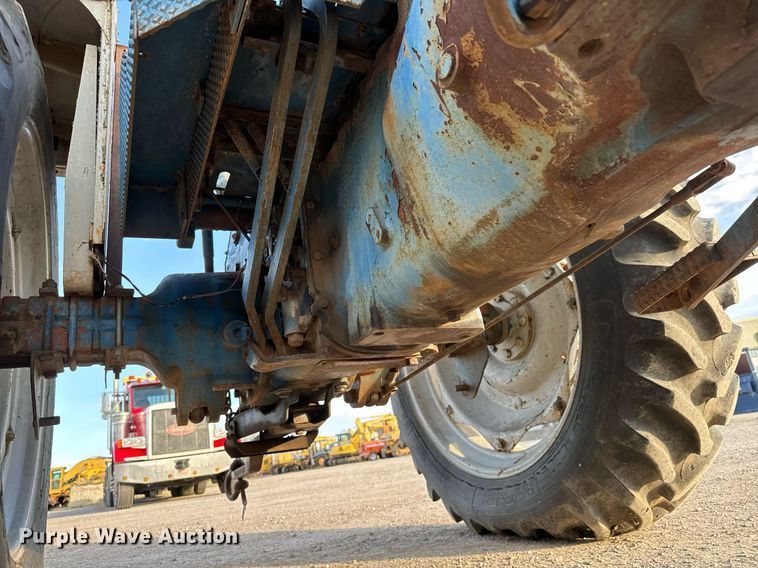 image for item MS9955 1962 Ford 4000 tractor