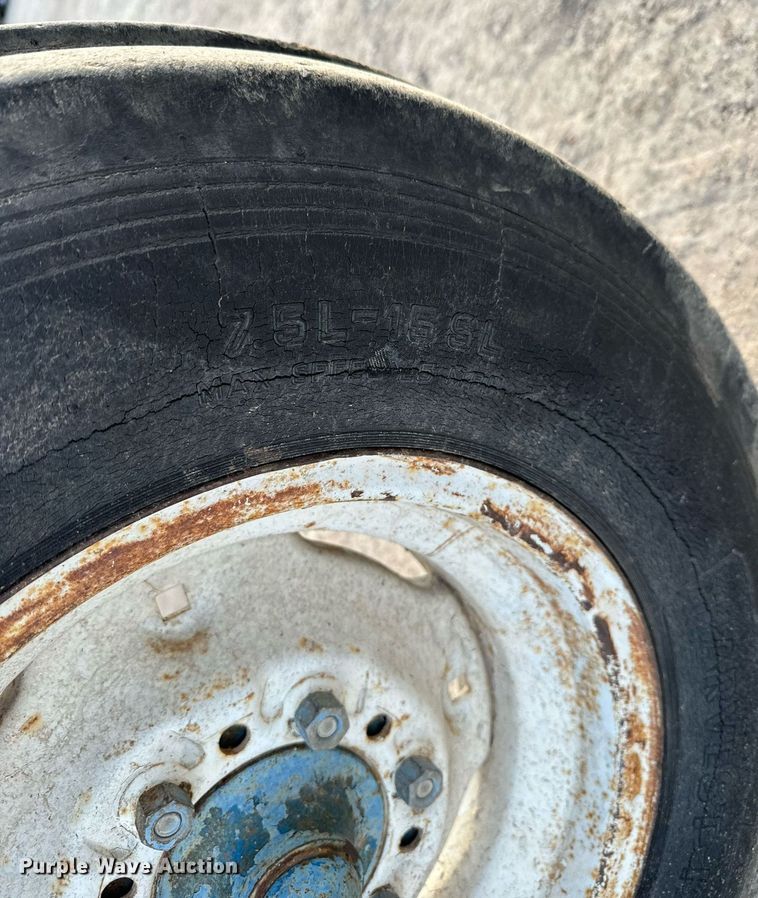 image for item MS9955 1962 Ford 4000 tractor