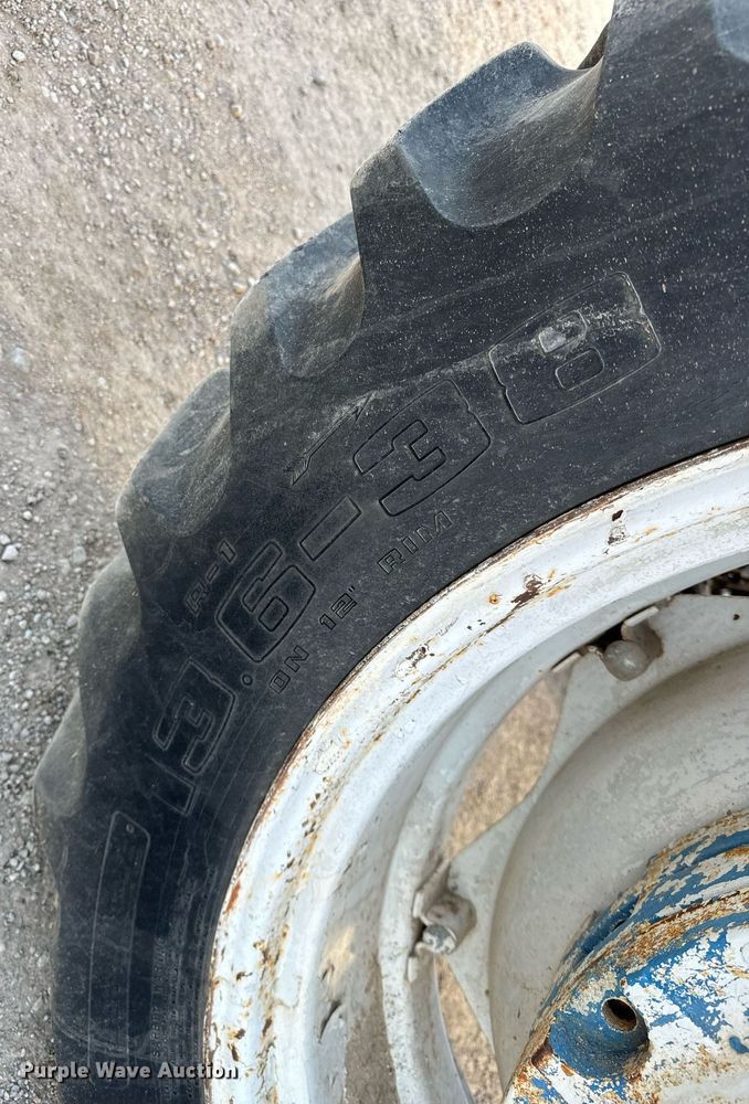 image for item MS9955 1962 Ford 4000 tractor