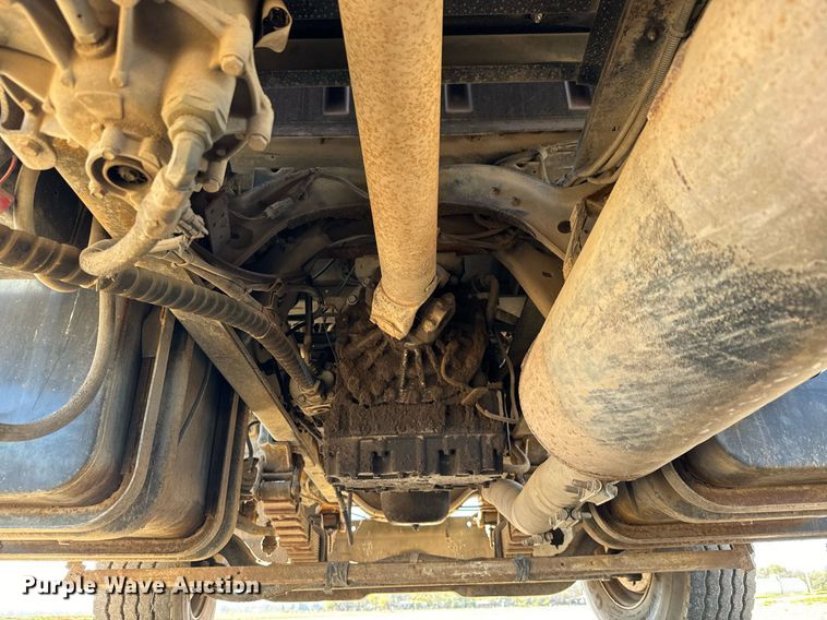 image for item MS9986 1995 Ford L8000 grain truck