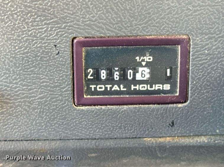 image for item MS9986 1995 Ford L8000 grain truck