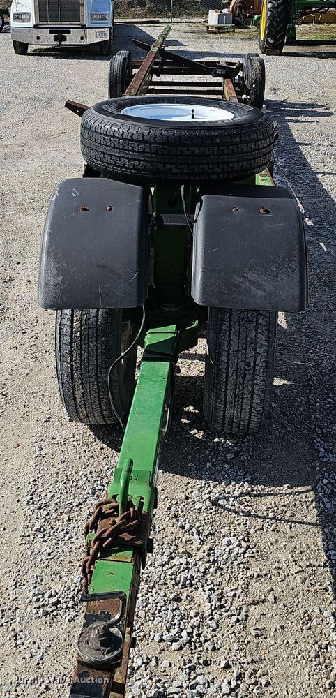 image for item OJ9060 Unverferth Road Runner header trailer