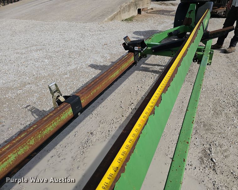 image for item OJ9060 Unverferth Road Runner header trailer