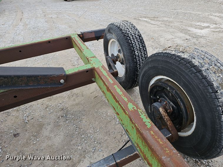 image for item OJ9060 Unverferth Road Runner header trailer