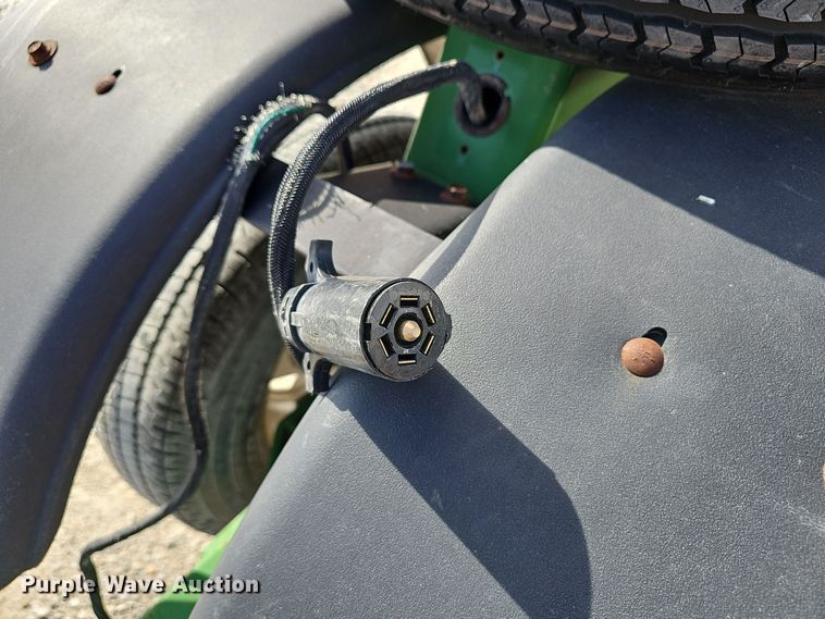 image for item OJ9060 Unverferth Road Runner header trailer