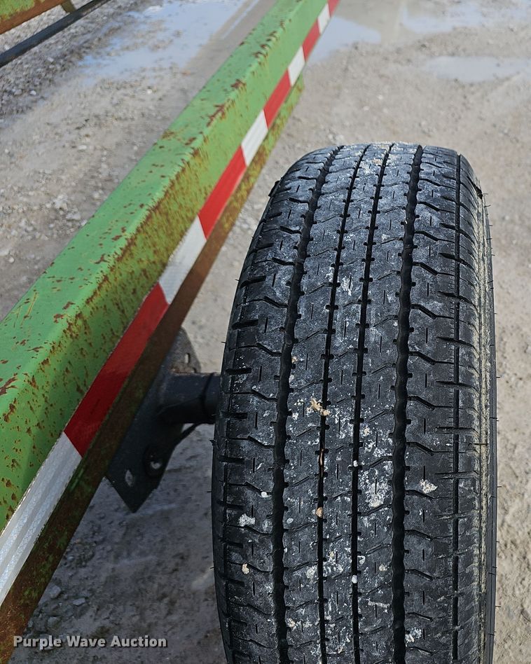 image for item OJ9060 Unverferth Road Runner header trailer