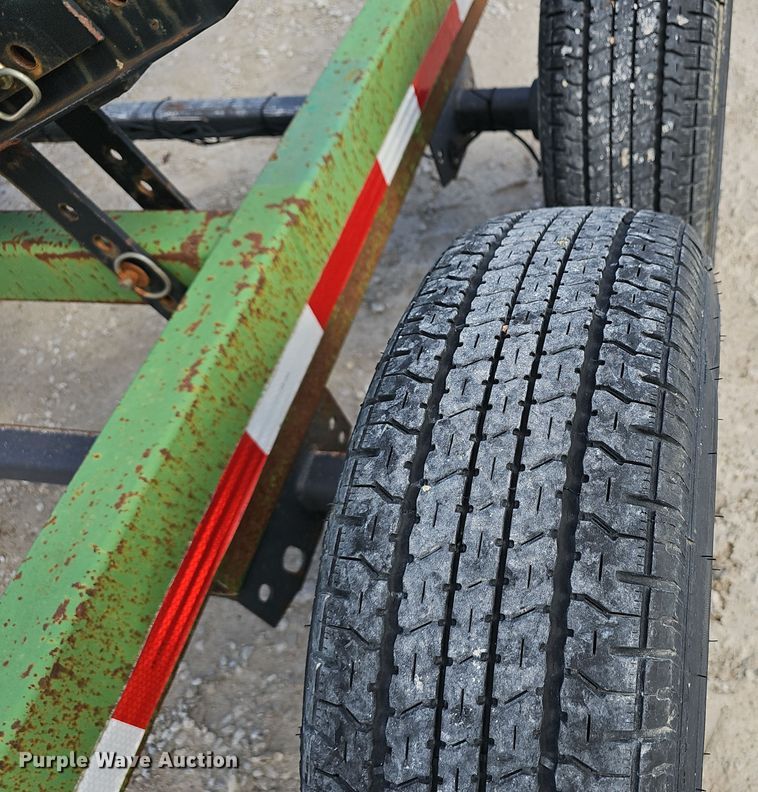 image for item OJ9060 Unverferth Road Runner header trailer