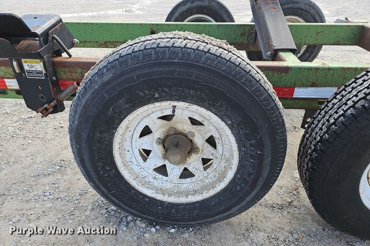 image for item OJ9060 Unverferth Road Runner header trailer