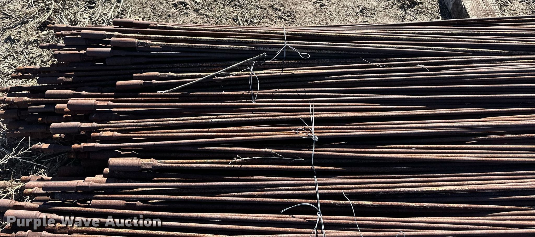 Sucker rods in Plains, KS | Item ER8418 sold | Purple Wave