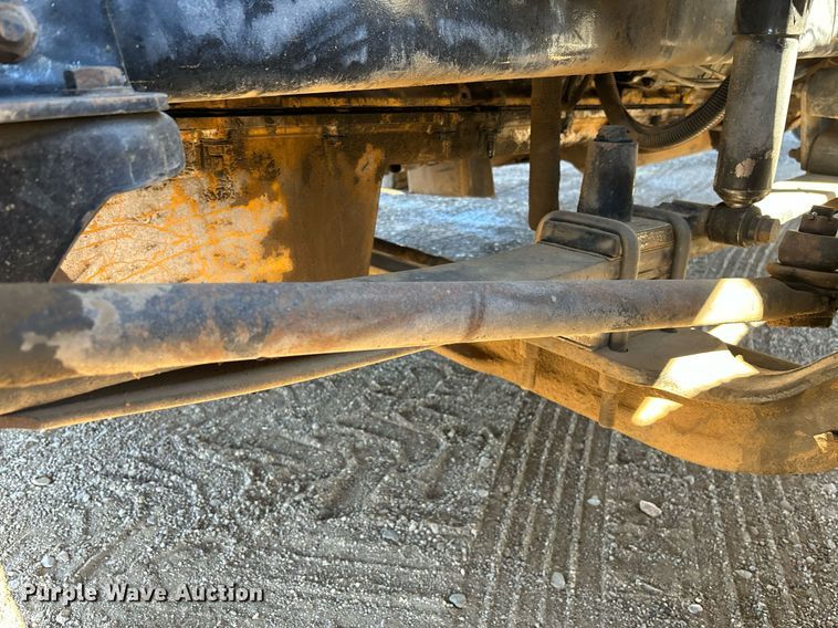 image for item DH8642 2006 Freightliner Century Class semi truck