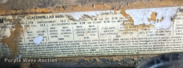 image for item DH8642 2006 Freightliner Century Class semi truck