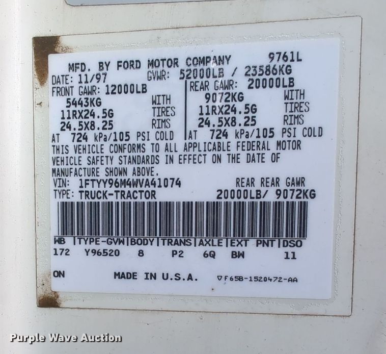 image for item DL1048 1998 Ford LA9000 semi truck